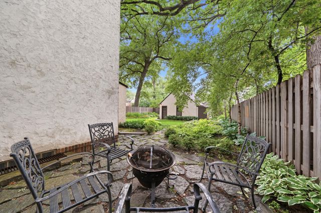 2189 Saint Clair Avenue, Saint Paul, MN 55105