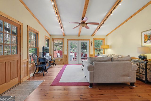 82 Buckeye Lane, Clayton, GA 30525