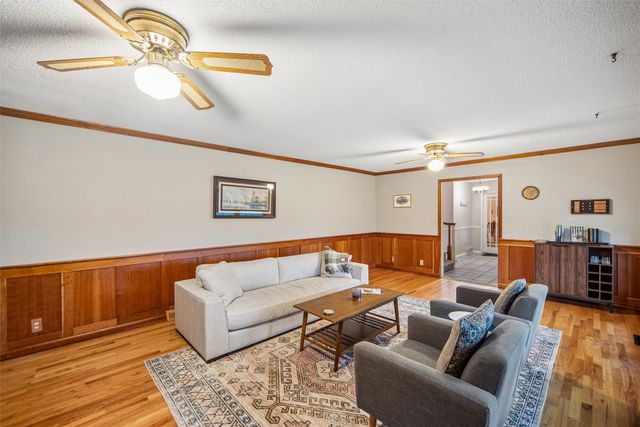 1901 Park Avenue, Des Moines, IA 50315