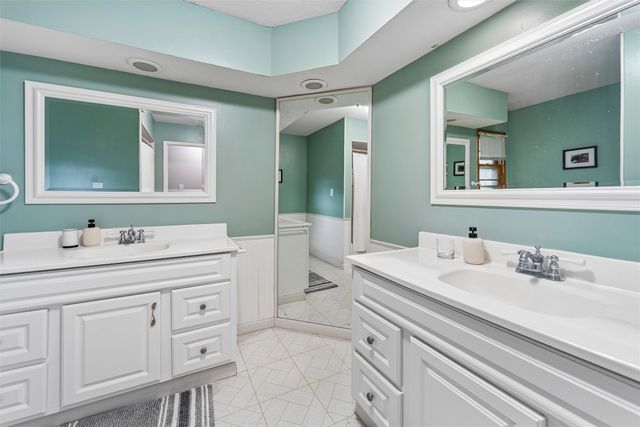 1901 Park Avenue, Des Moines, IA 50315