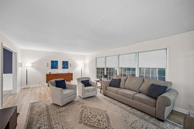 1901 Park Avenue, Des Moines, IA 50315