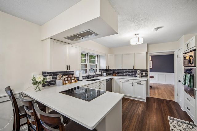 1901 Park Avenue, Des Moines, IA 50315