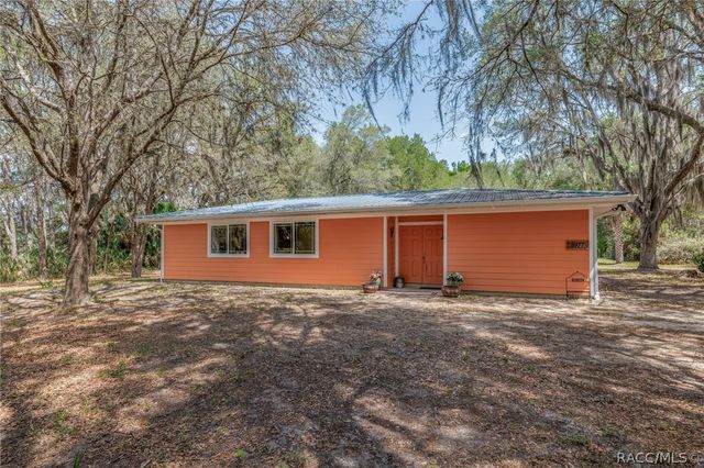 8977 W Emerald Oaks Drive, Crystal River, FL 34428