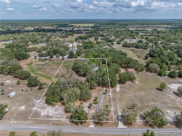 8977 W Emerald Oaks Drive, Crystal River, FL 34428