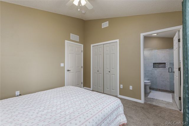 8977 W Emerald Oaks Drive, Crystal River, FL 34428