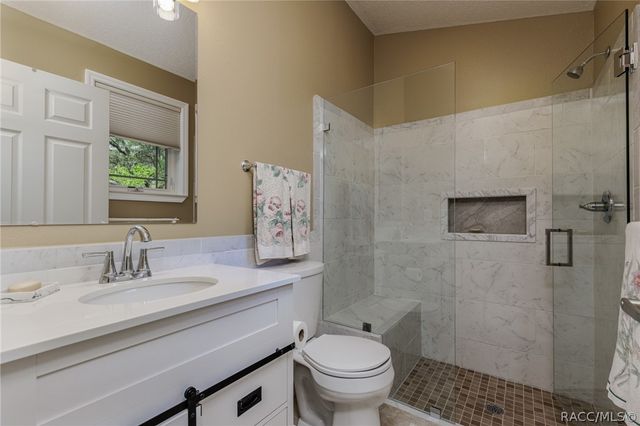 8977 W Emerald Oaks Drive, Crystal River, FL 34428