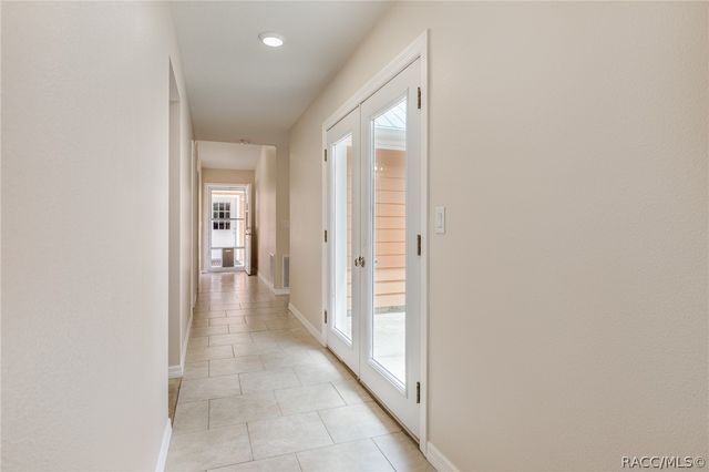 8977 W Emerald Oaks Drive, Crystal River, FL 34428