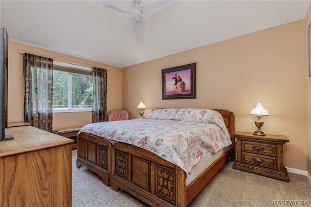 8977 W Emerald Oaks Drive, Crystal River, FL 34428