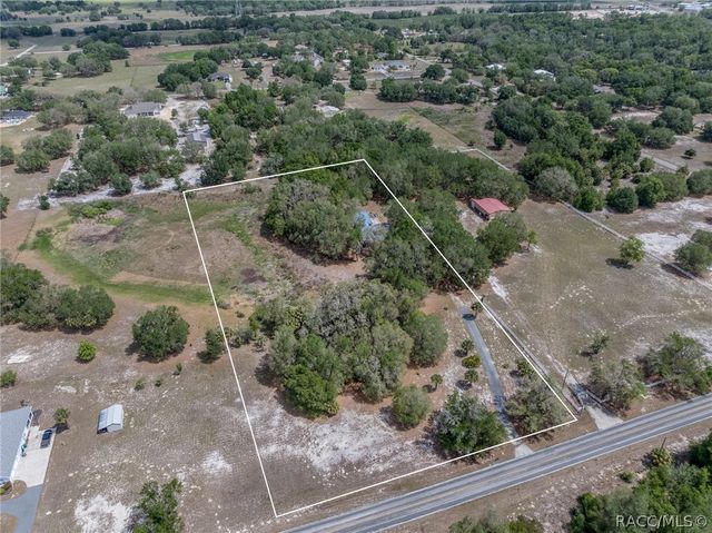 8977 W Emerald Oaks Drive, Crystal River, FL 34428