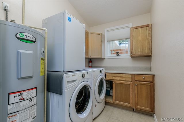 8977 W Emerald Oaks Drive, Crystal River, FL 34428