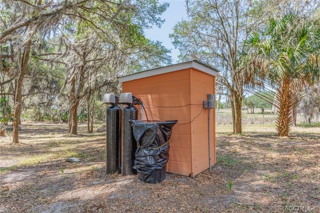 8977 W Emerald Oaks Drive, Crystal River, FL 34428