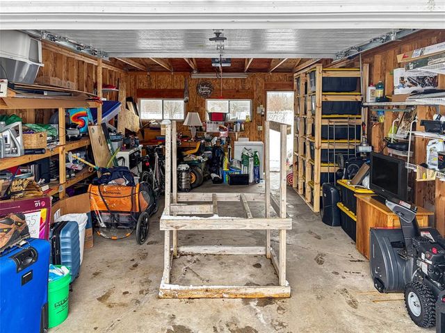 124 W 8th Avenue, Stanley, WI 54768