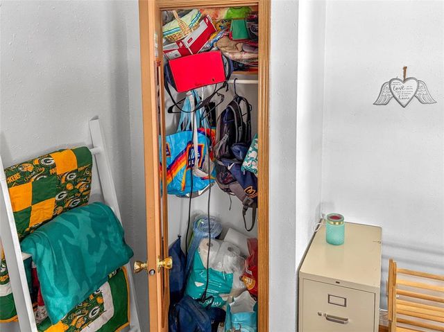 124 W 8th Avenue, Stanley, WI 54768