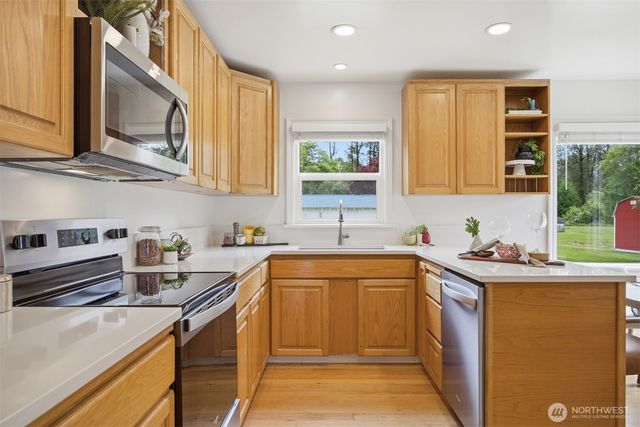 10531 Sterling Road, Sedro Woolley, WA 98284