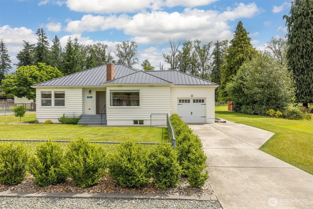 10531 Sterling Road, Sedro Woolley, WA 98284