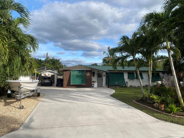 815 SE Stafford Drive, Stuart, FL 34996