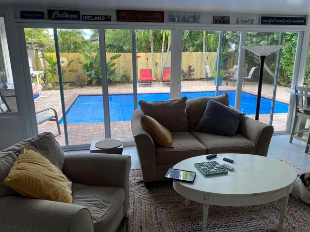 815 SE Stafford Drive, Stuart, FL 34996