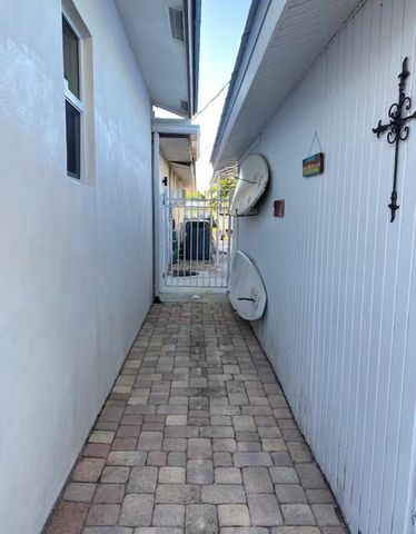 815 SE Stafford Drive, Stuart, FL 34996