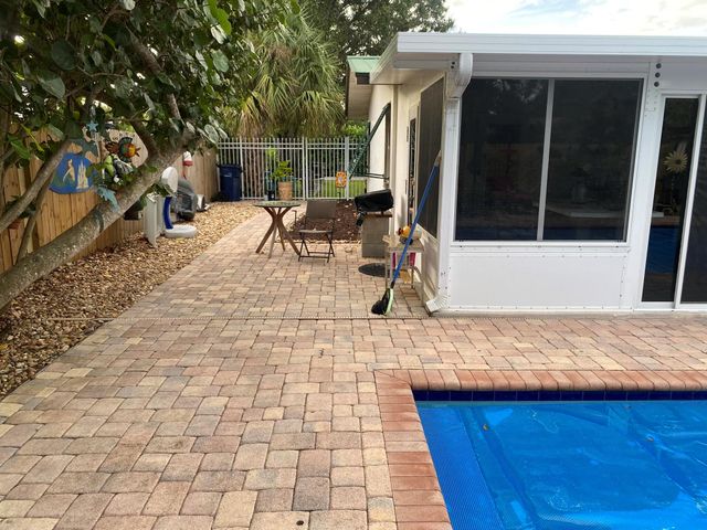 815 SE Stafford Drive, Stuart, FL 34996