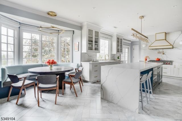 11 HAMILTON ROAD, Millburn Twp., NJ 07078