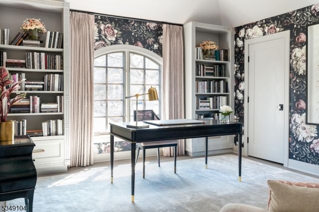 11 HAMILTON ROAD, Millburn Twp., NJ 07078