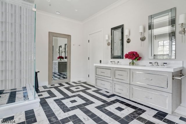 11 HAMILTON ROAD, Millburn Twp., NJ 07078