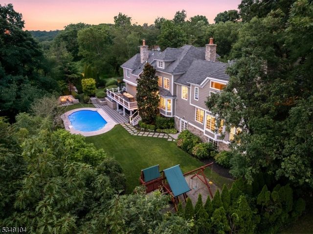 11 HAMILTON ROAD, Millburn Twp., NJ 07078