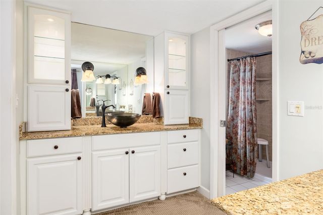 3012 HYDE PARK STREET, Sarasota, FL 34239