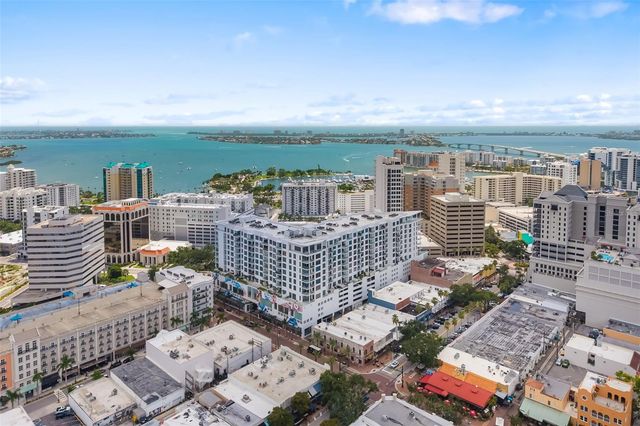 3012 HYDE PARK STREET, Sarasota, FL 34239