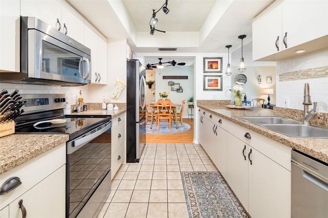 3012 HYDE PARK STREET, Sarasota, FL 34239