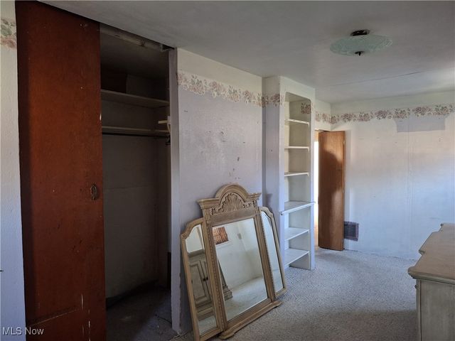 645 Logan Street, Steubenville, OH 43952