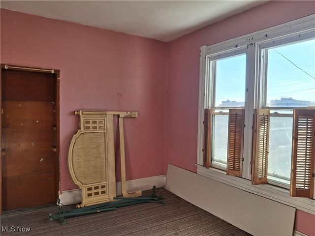 645 Logan Street, Steubenville, OH 43952