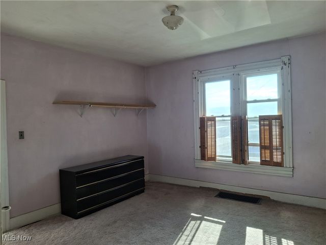 645 Logan Street, Steubenville, OH 43952