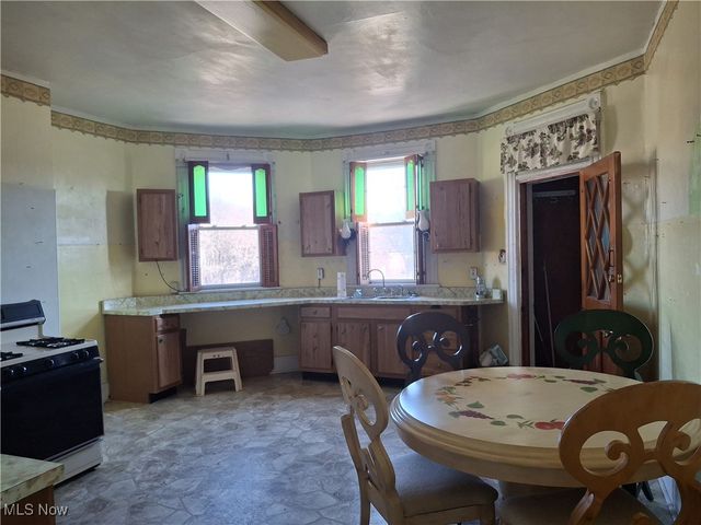 645 Logan Street, Steubenville, OH 43952