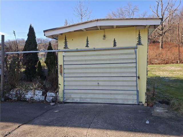 645 Logan Street, Steubenville, OH 43952