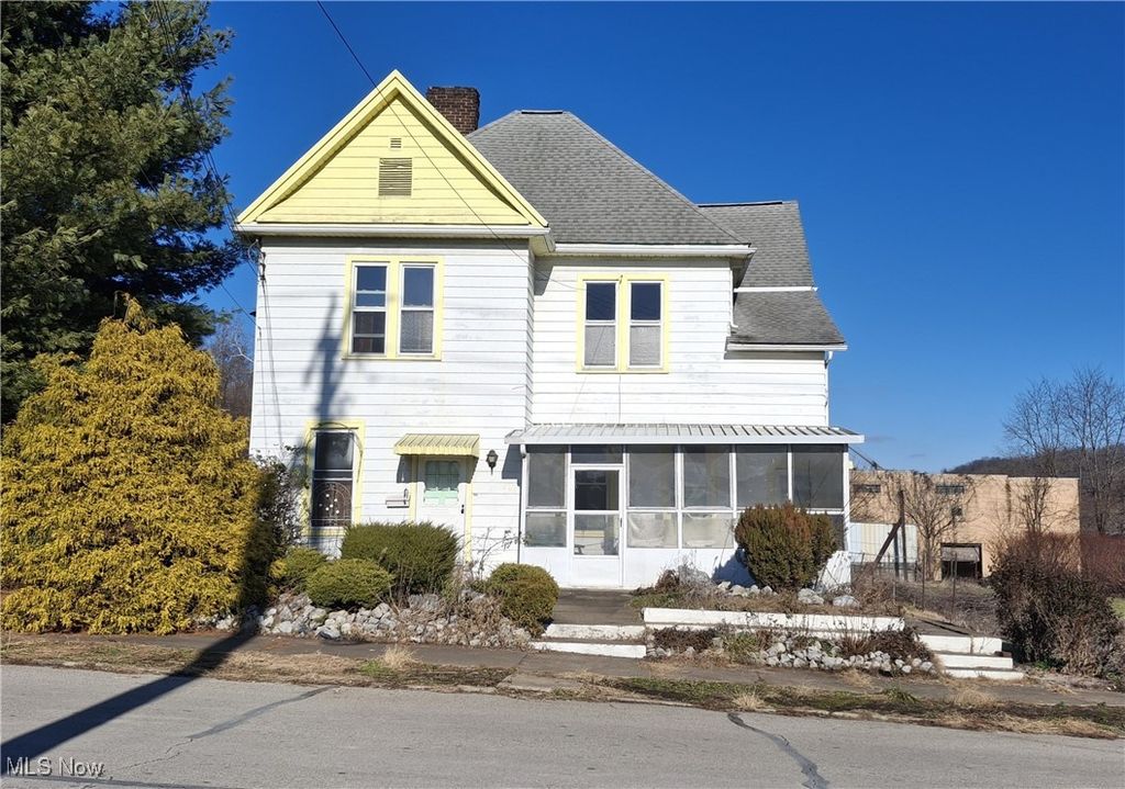 645 Logan Street, Steubenville, OH 43952