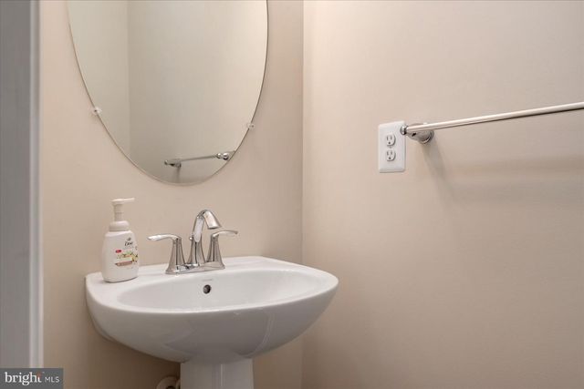 7538 IVYBROOK LN, Glen Burnie, MD 21060