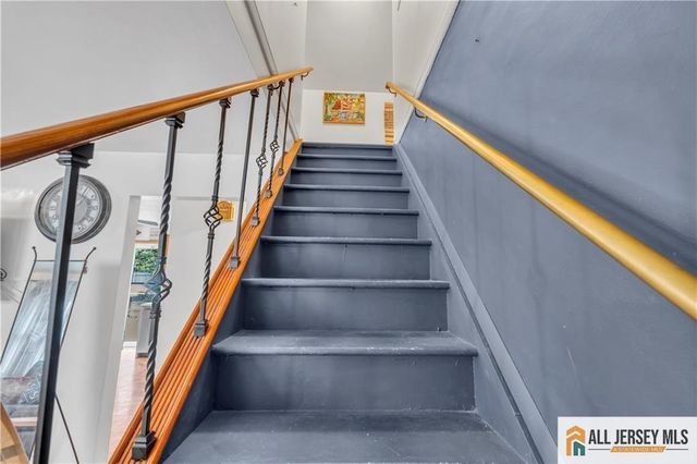 1 Yuro Drive, Edison, NJ 08837