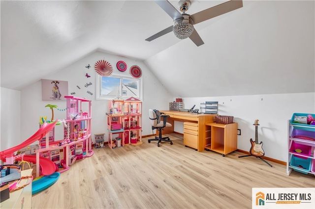 1 Yuro Drive, Edison, NJ 08837