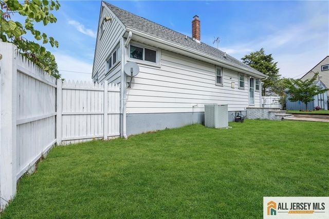 1 Yuro Drive, Edison, NJ 08837
