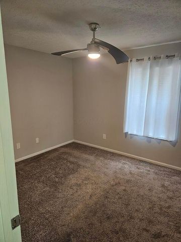 240 Macenroe Drive, 71D, Blacklick, OH 43004
