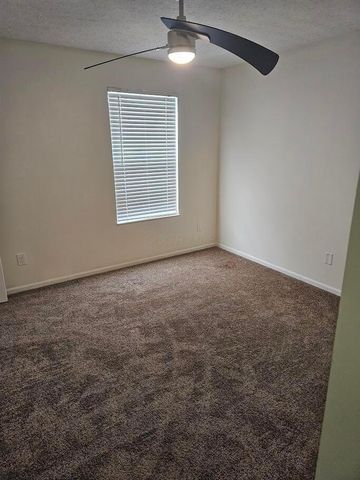 240 Macenroe Drive, 71D, Blacklick, OH 43004