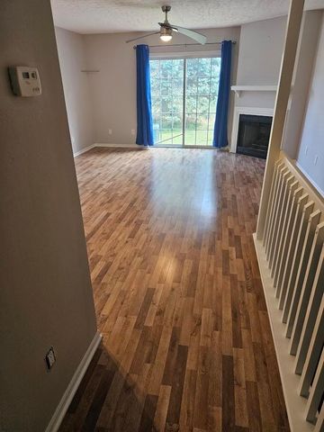 240 Macenroe Drive, 71D, Blacklick, OH 43004