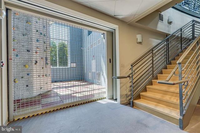 2224 MARGRAF CIR, Woodbridge, VA 22191