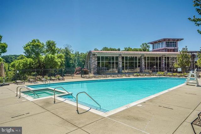 2224 MARGRAF CIR, Woodbridge, VA 22191