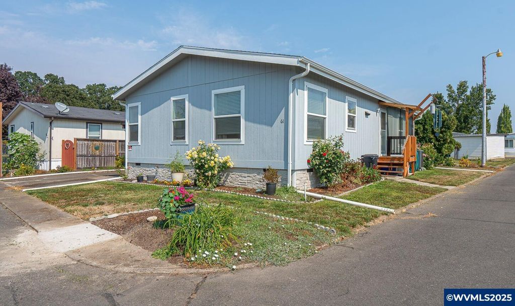 141 S 17th #61 St 61, Independence, OR 97351