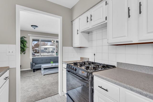 203 Dakota Avenue, Ypsilanti Twp, MI 48198