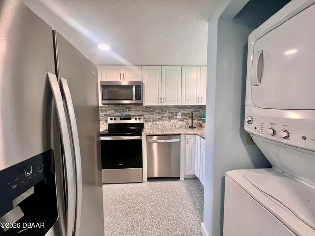 3100 Ocean Shore Blvd Apt 105, Ormond Beach, FL 32176