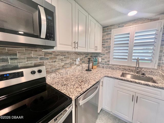 3100 Ocean Shore Blvd Apt 105, Ormond Beach, FL 32176