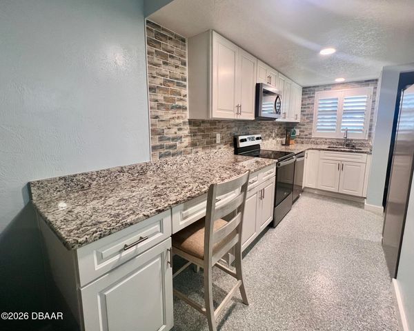 3100 Ocean Shore Blvd Apt 105, Ormond Beach, FL 32176